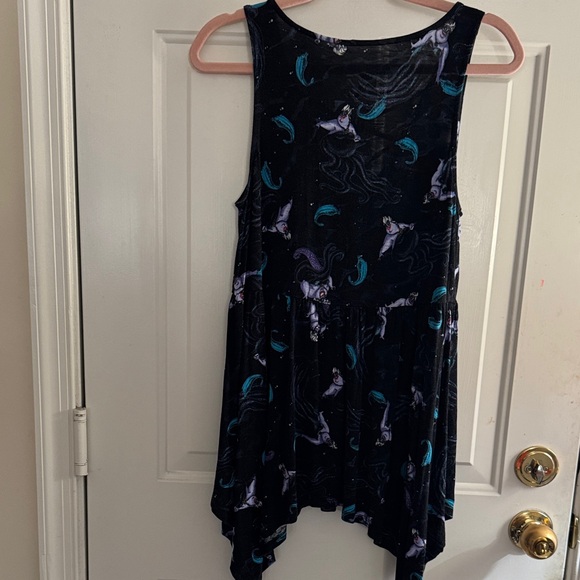 TORRID Disney Ursula Shark Bite Sleeveless shirt - Picture 6 of 7